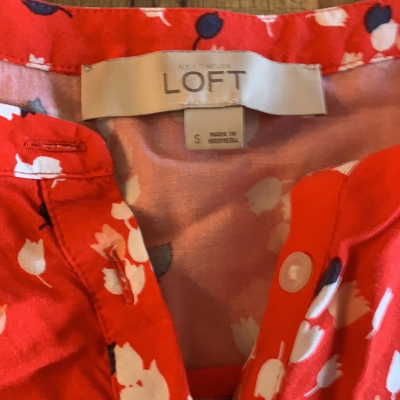 Airy blouse - Picture 2 of 4